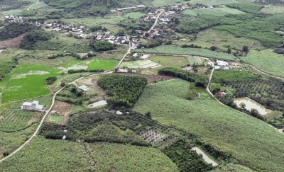 Một vùng trồng trọt đa dạng cây trồng tại huyện Khánh Vĩnh.