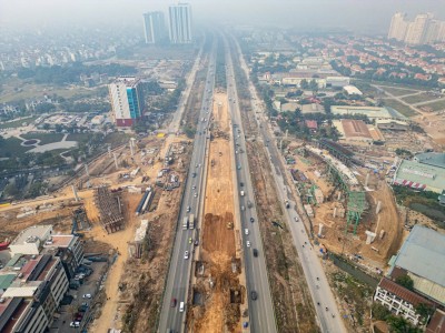 Công trường Dự án nút giao khác mức giữa đường Vành đai 3,5 với Đại lộ Thăng Long. Ảnh: Sóng Hữu