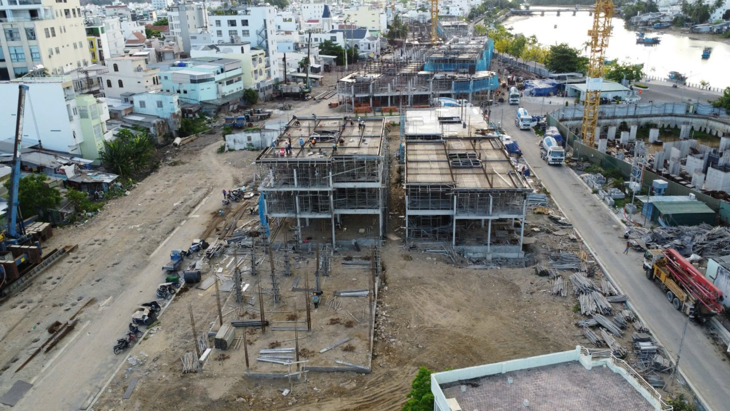 017c570a 4926 42b2 b46e ecf4a406e978