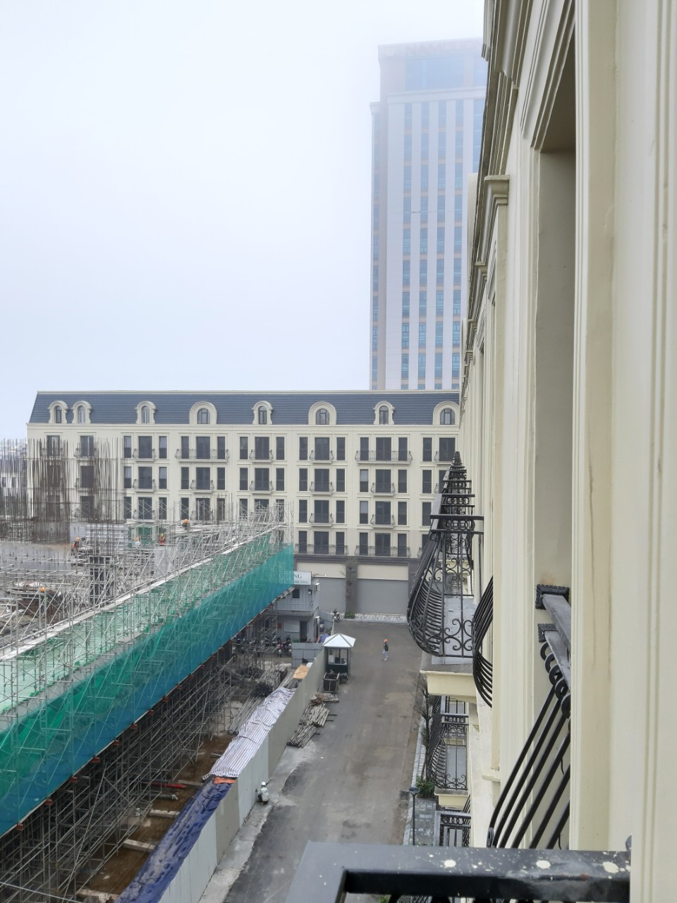 cea09c4be43616684f27