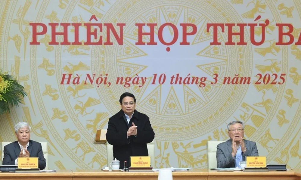 Thủ tướng Phạm Minh Chính chủ trì Phiên họp thứ ba của Ban Chỉ đạo. (Ảnh: TRẦN HẢI)