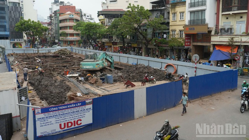 Công trình bể điều tiết ngầm trước khu vực chợ Hàng Da.